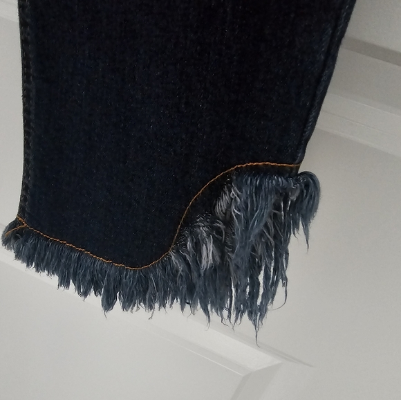 D. Exterior Made in Italy Distressed Jeans - Picture 4 of 8